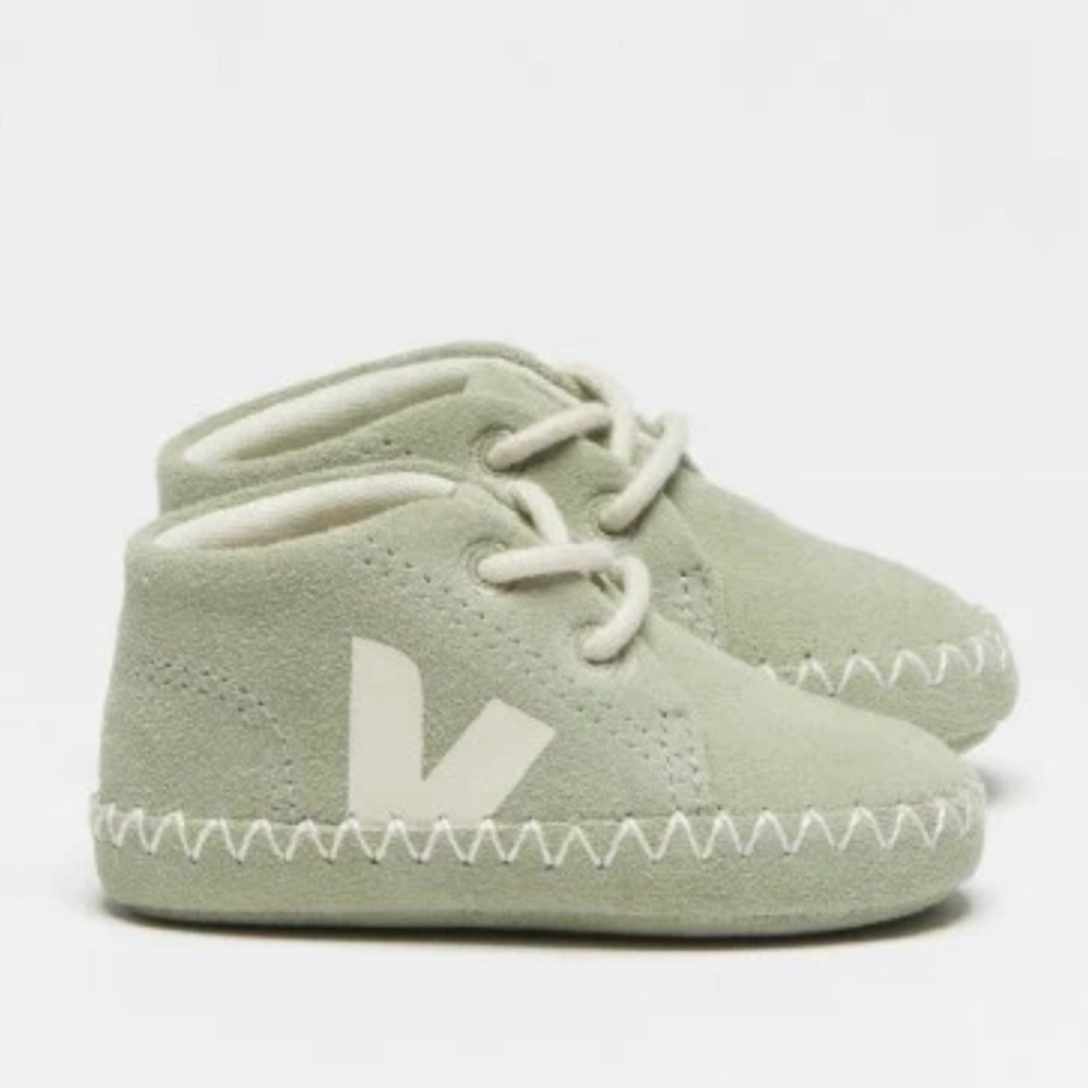 VEJA Baby Light Zz Suede Pierre Bootie in “Clay”